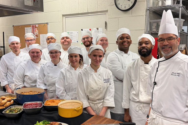 Culinary students cook Thanksgiving Culinary students in the kitchen